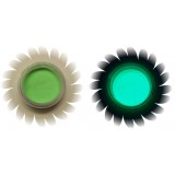 Roheline pimedas helendav pigment